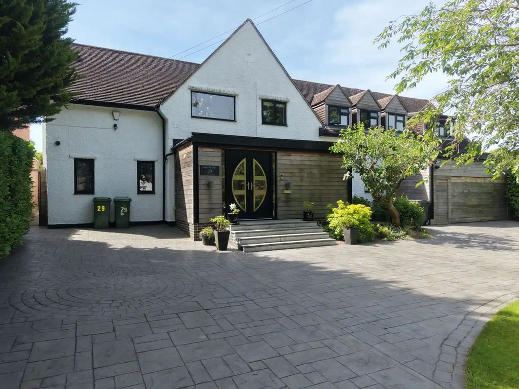 Additional image 5 of 6 bed detached house for saleDalby Avenue, Bushby LE7