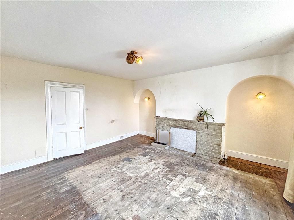 Property photo 3 of 5