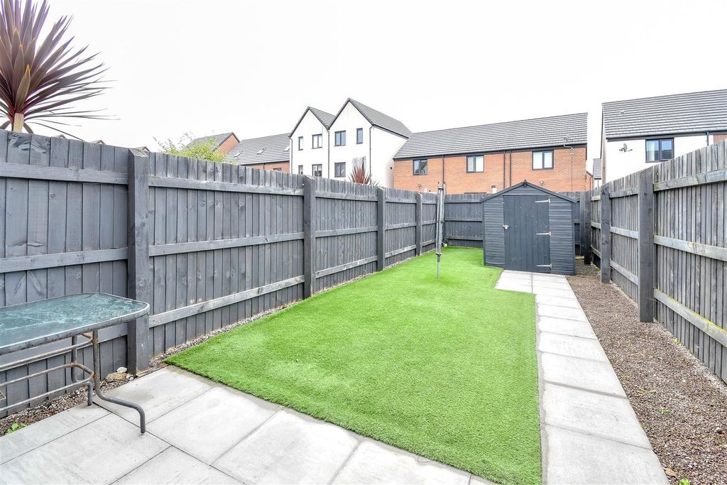 Property photo 2 of 19 Rear Garden