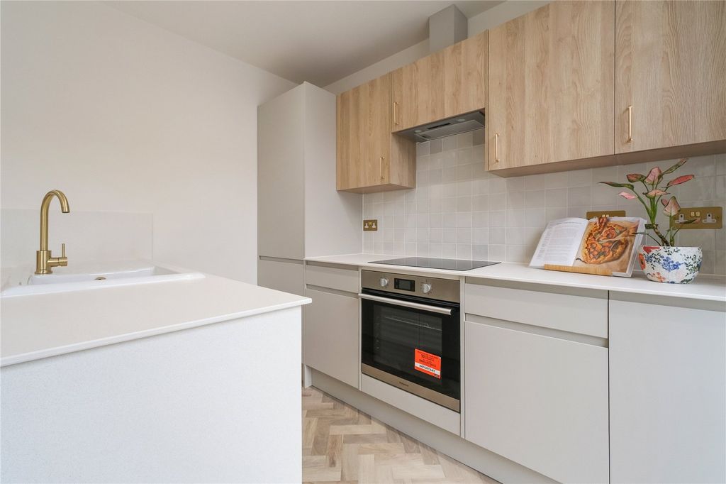 Property photo 3 of 11 Picture No. 08