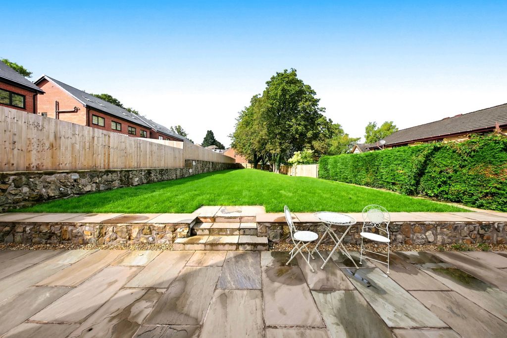 Property photo 2 of 57