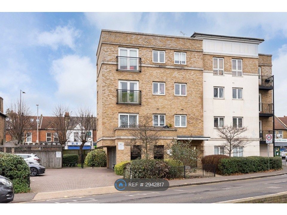 Property photo 2 of 13 Apartment Block
