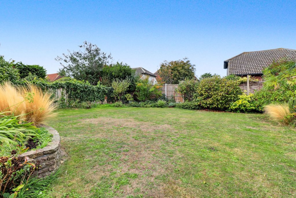 Property photo 2 of 15
