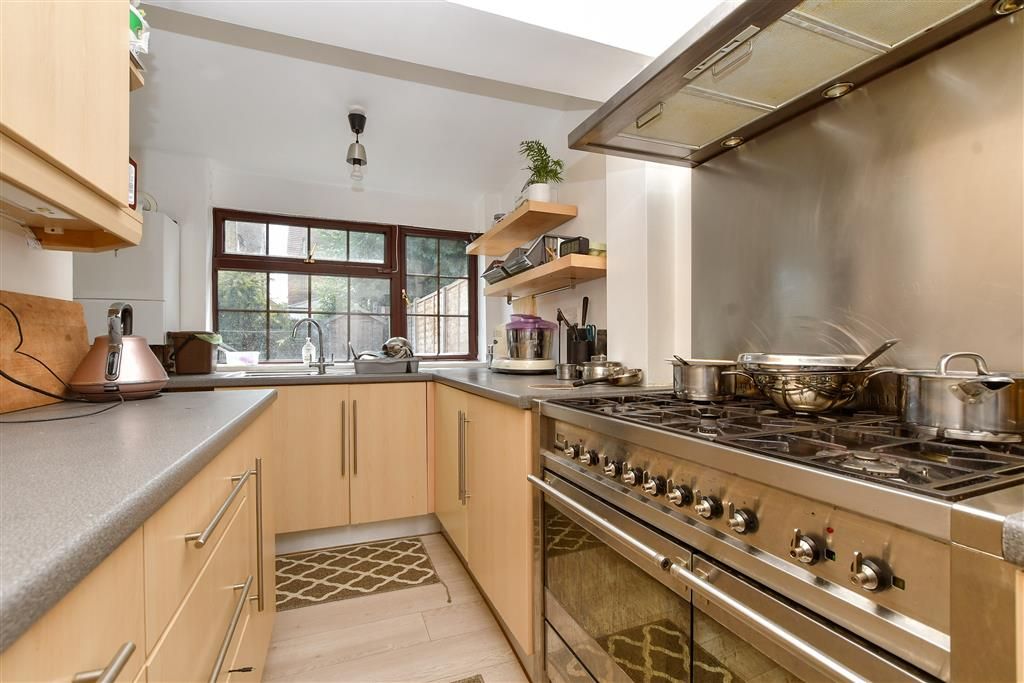 Property photo 1 of 13 Kitchen