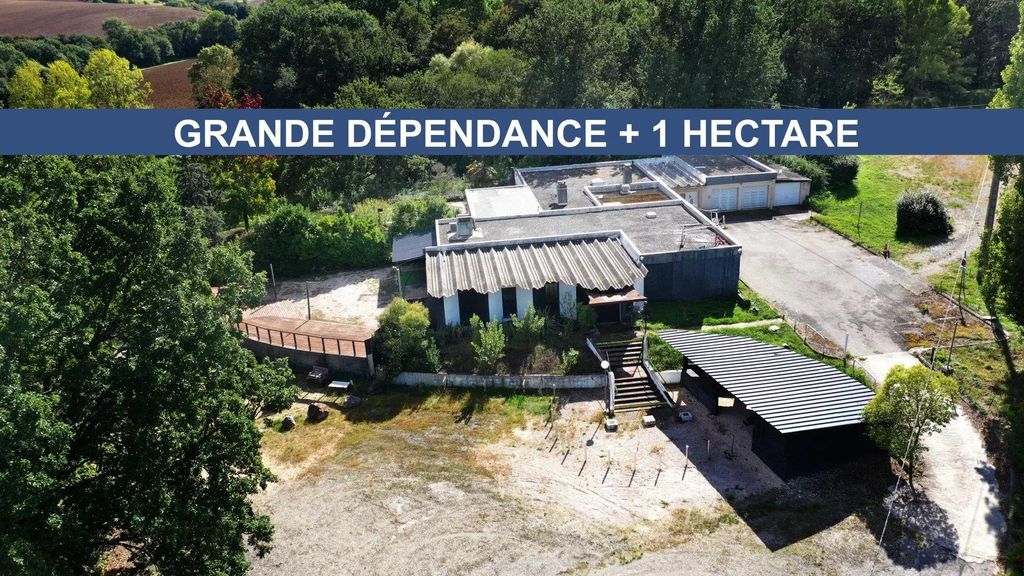 Property photo 1 of 14 Samatan — Single-Storey House With Outbuilding