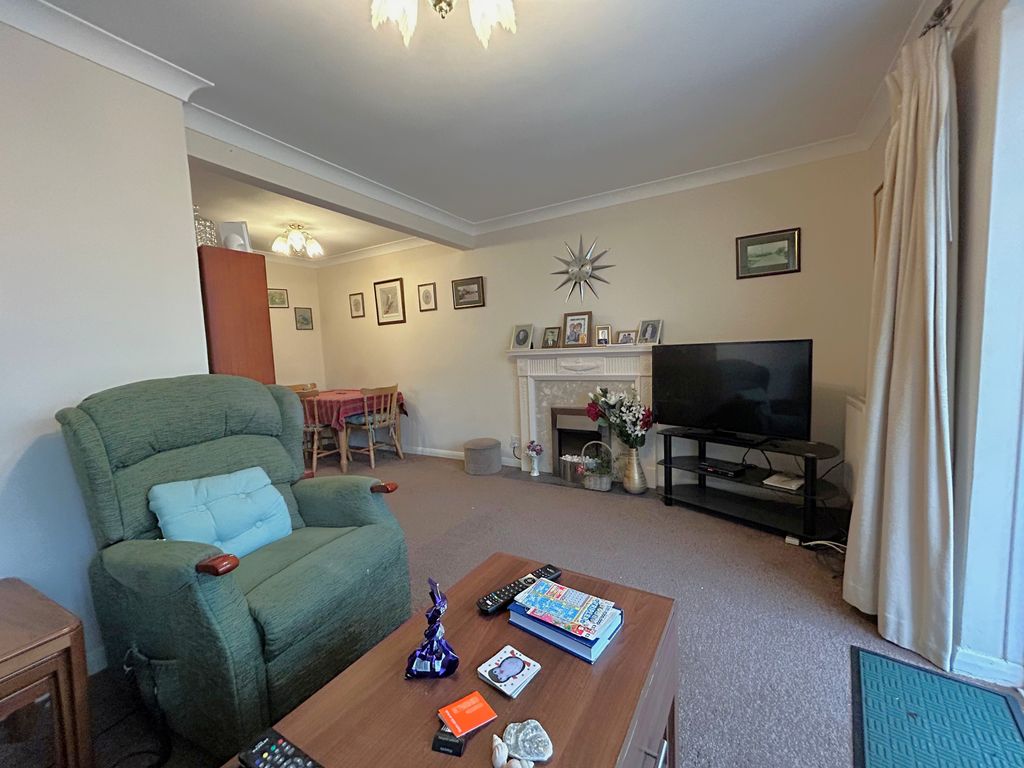 Property photo 3 of 14