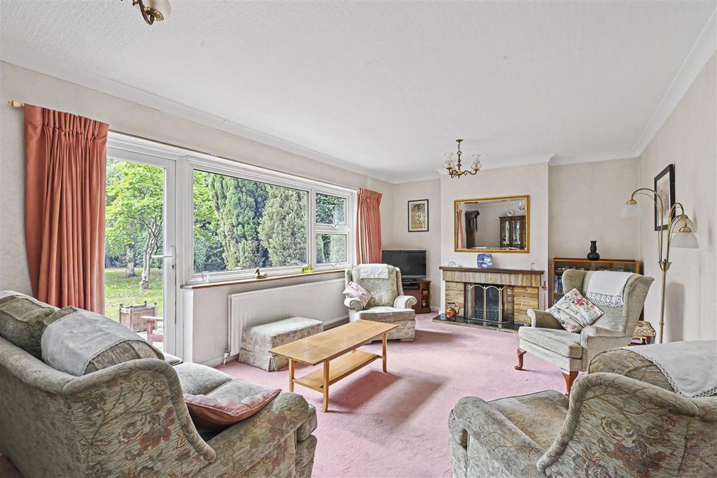 Property photo 3 of 13 The-Uplands-07.Jpg