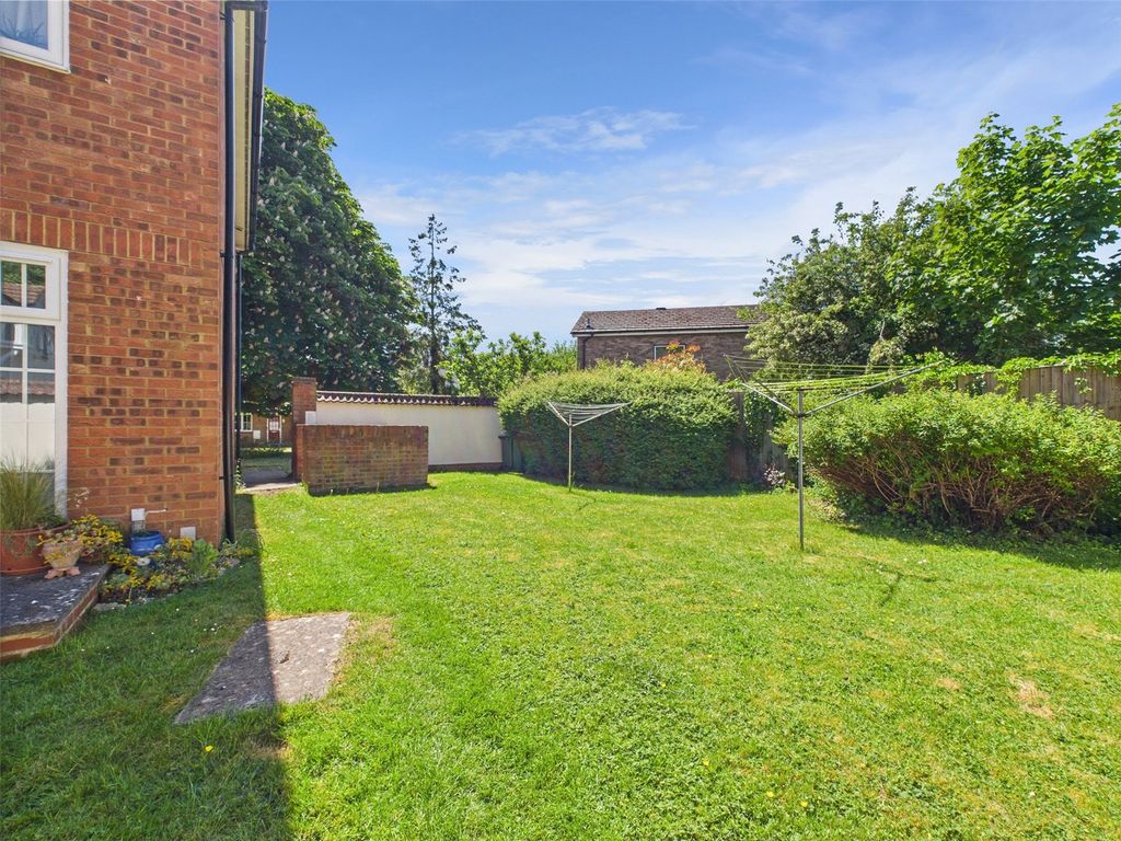 Property photo 3 of 8 Picture No. 05