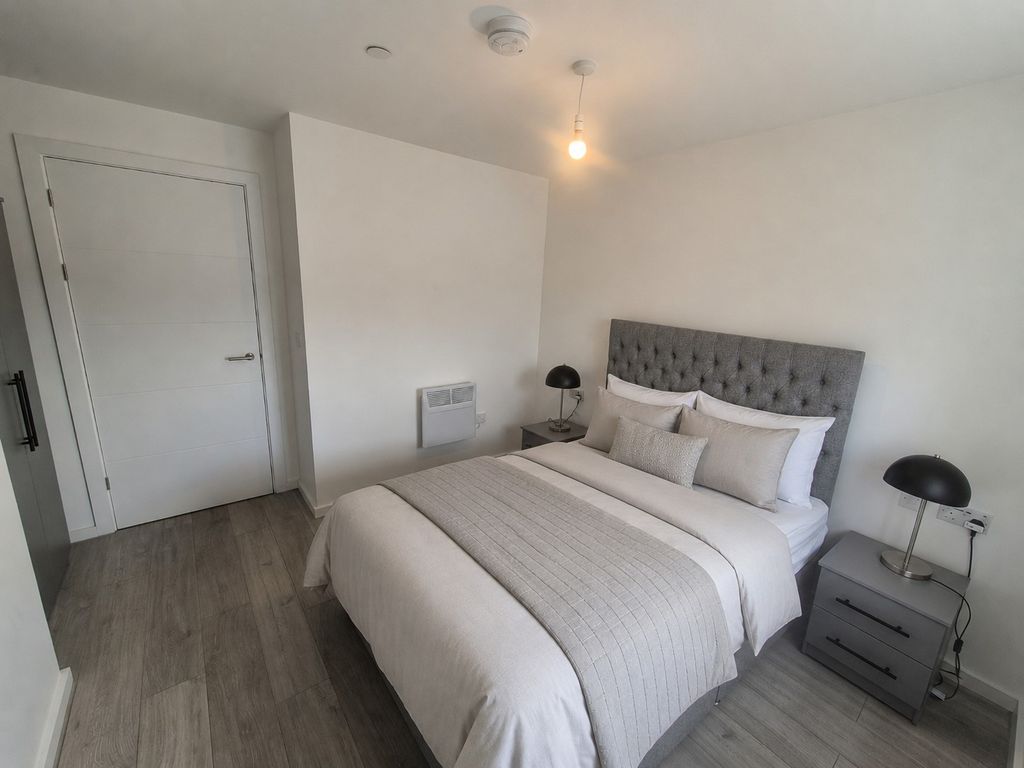 Property photo 3 of 5