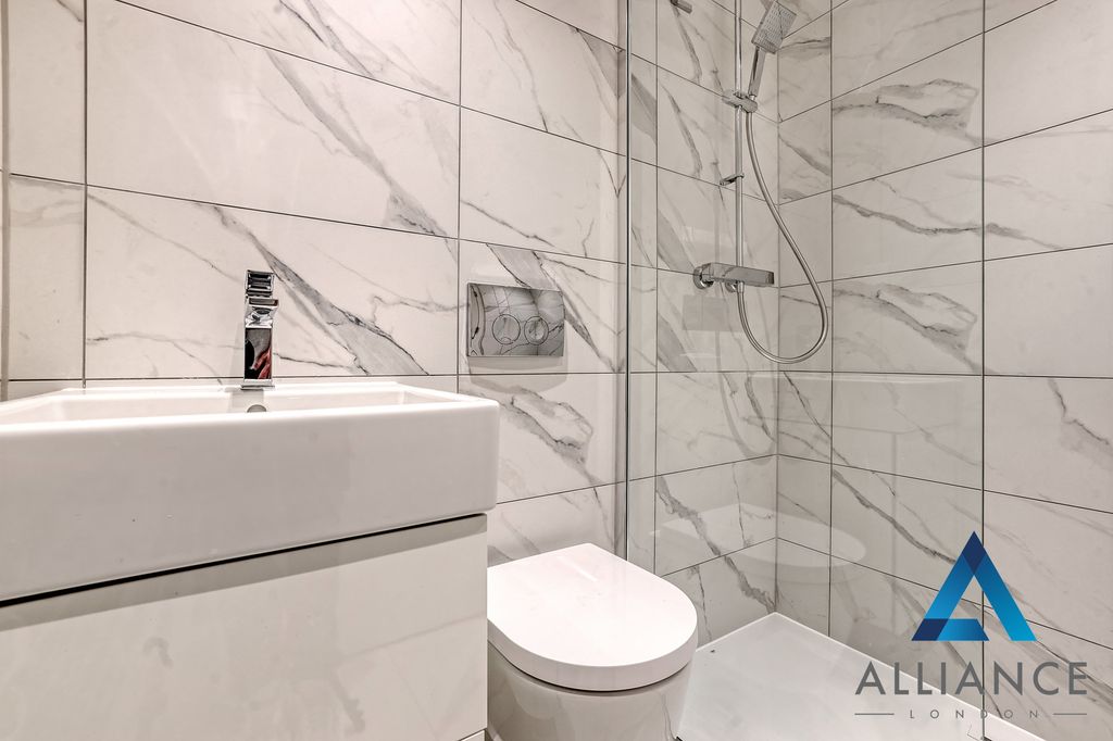 Property photo 3 of 27 Picture 3