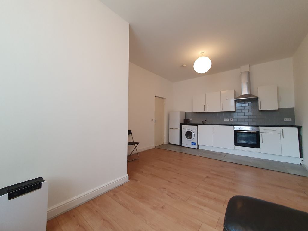 Property photo 3 of 14 Gallery