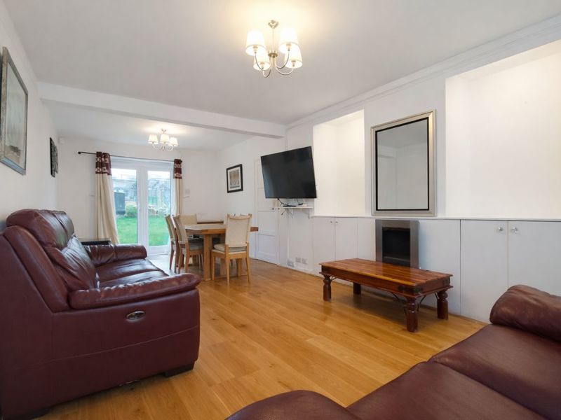 Property photo 2 of 23 Photo 4