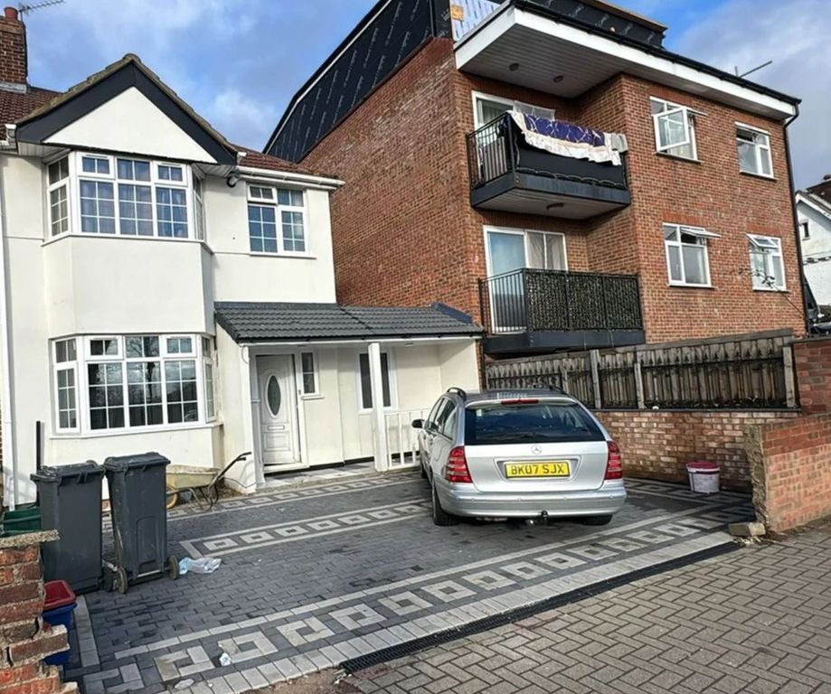 Property photo 2 of 2