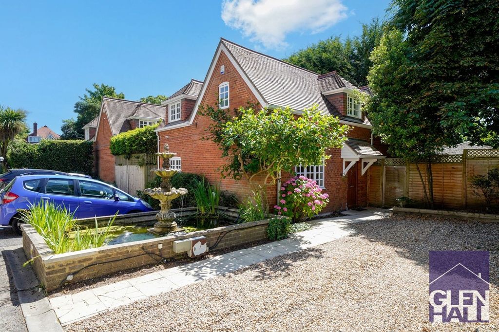 Property photo 1 of 20