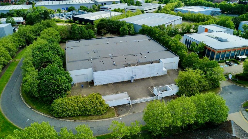 Property photo 2 of 3 Wolverton Milton Keynes Warehouse Adroit Rear.Jpeg
