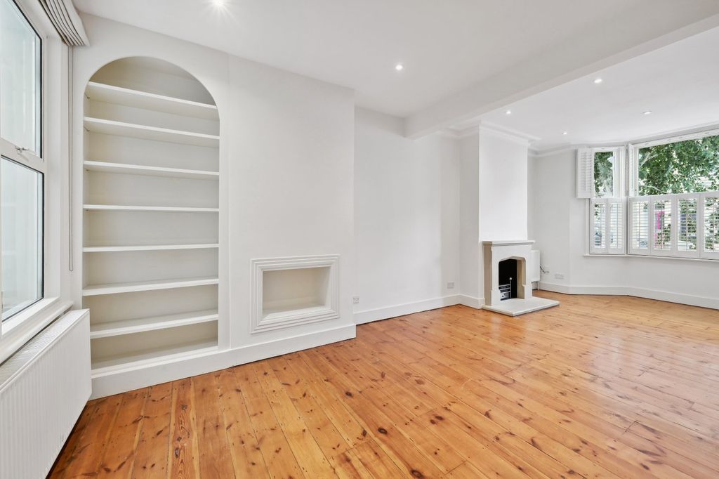 Property photo 3 of 13 Reception Room