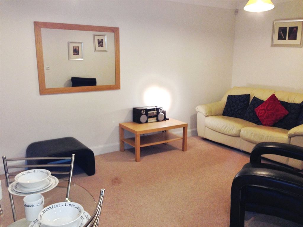 Property photo 2 of 6 Picture No. 05
