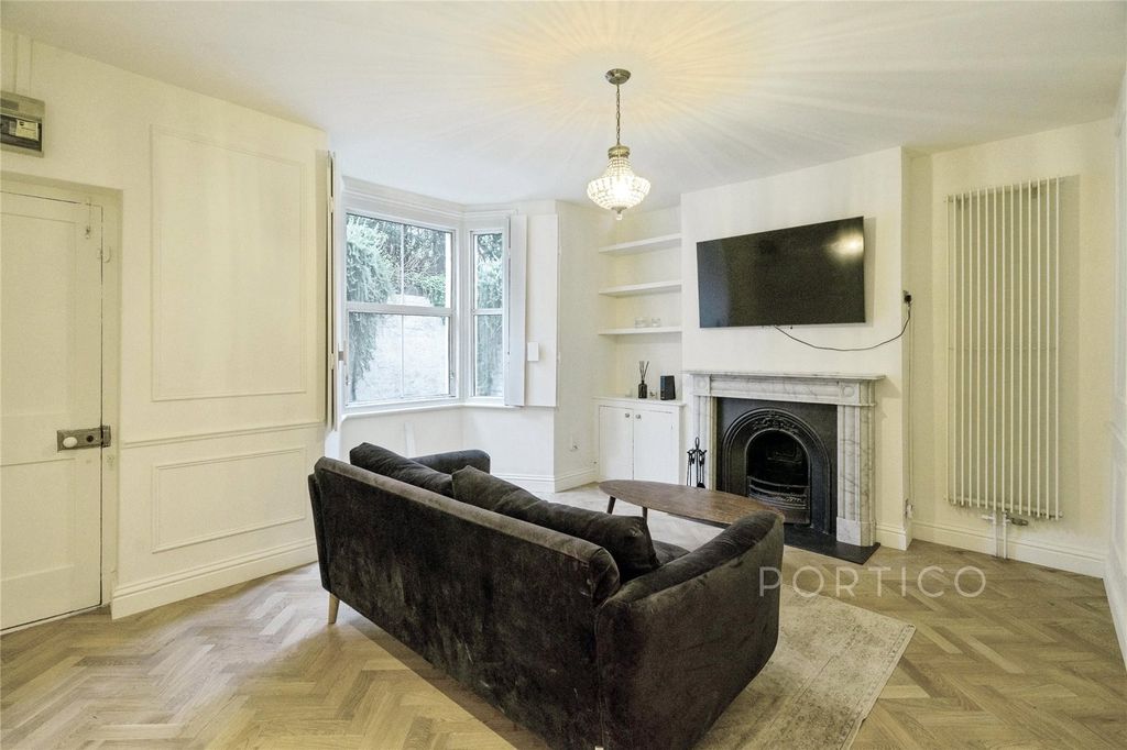 Property photo 3 of 12 Picture No. 16