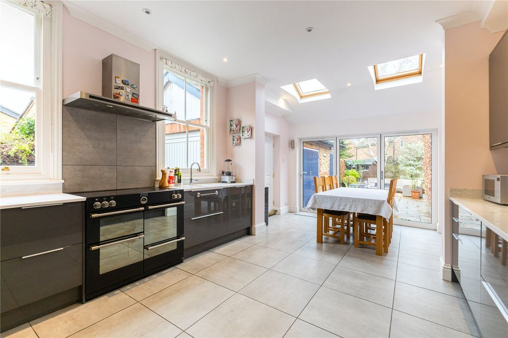 Property photo 3 of 13 Kitchen/Dining Room