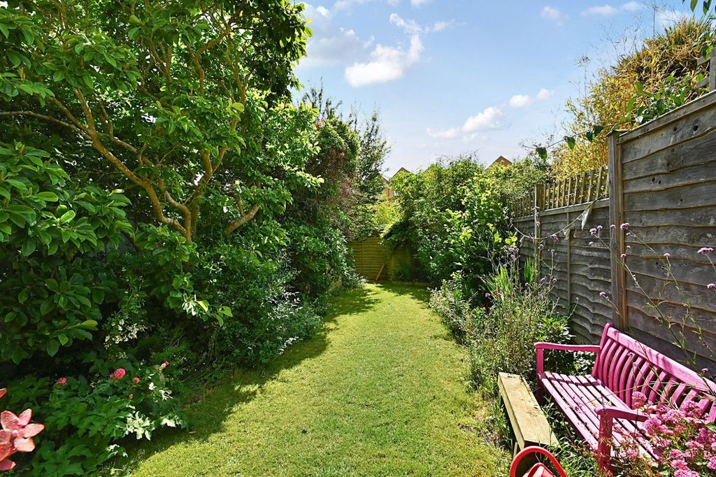 Property photo 2 of 28 Rear Garden