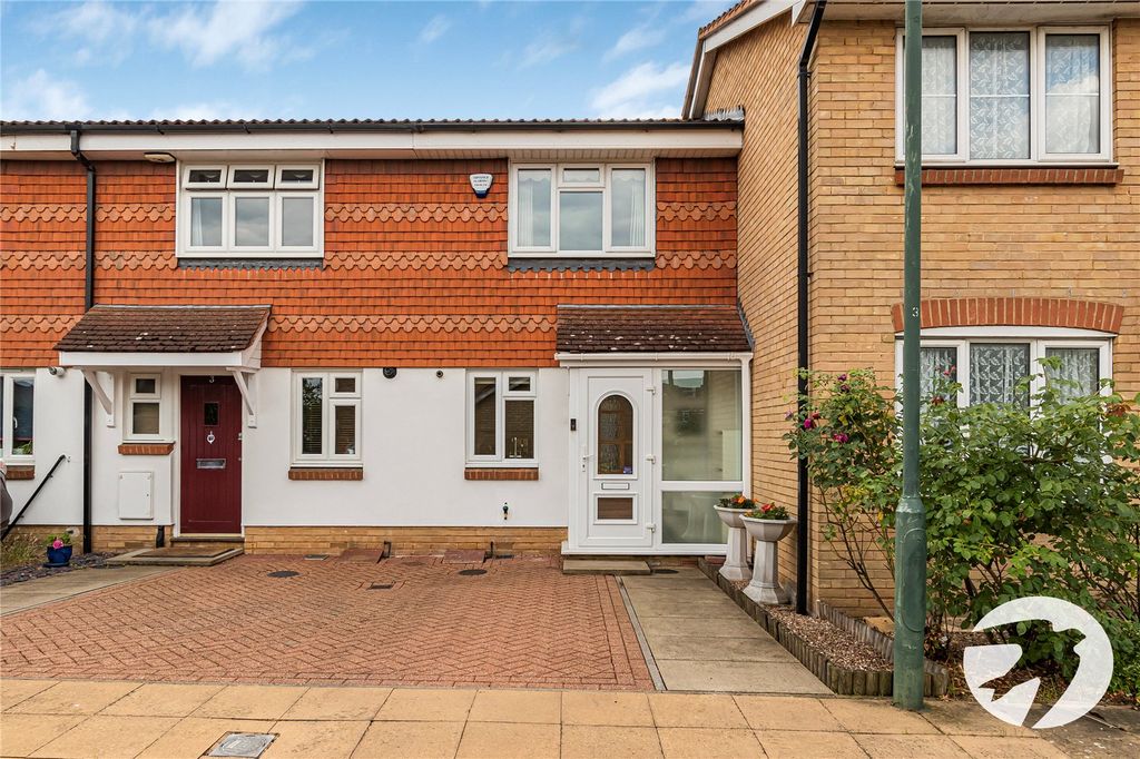Property photo 1 of 15 External