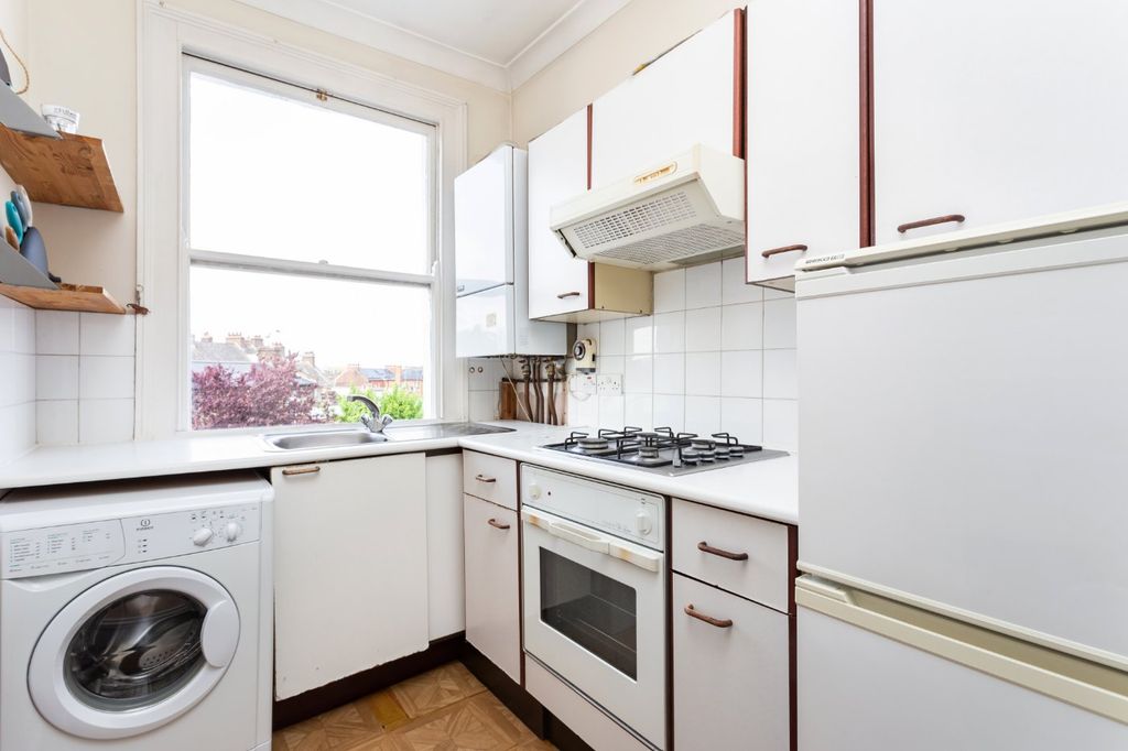 Property photo 2 of 11 Picture No. 09