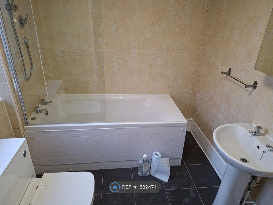 Property photo 2 of 3