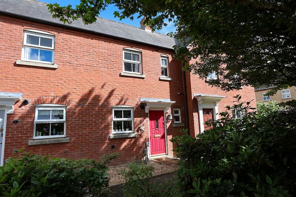 Property photo 1 of 9