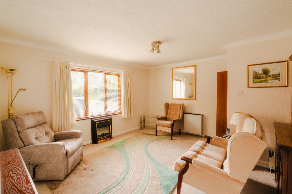 Property photo 2 of 14 Dsc06067-Hdr