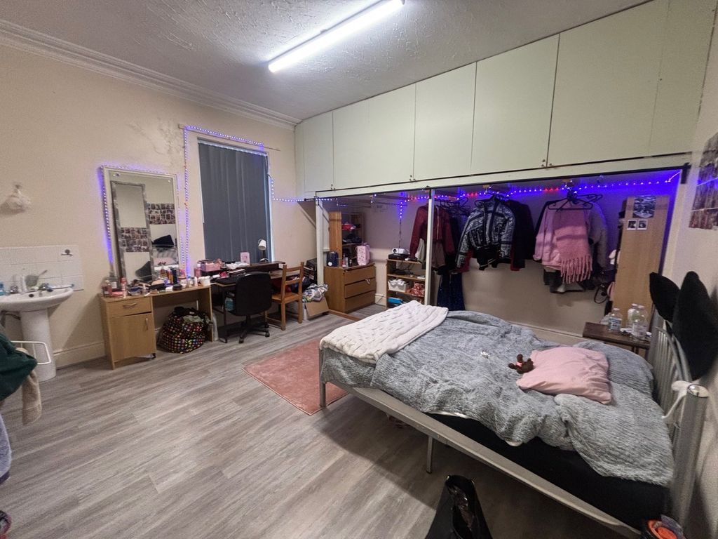 Property photo 1 of 16 Picture No. 16