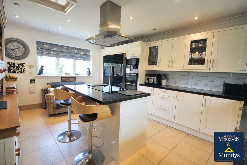 Property photo 2 of 14 Kitchen Diner