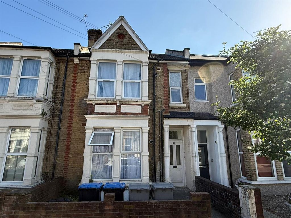 Property photo 1 of 6 Front.Jpg