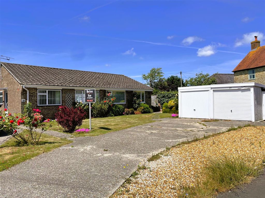Property photo 1 of 10 Front