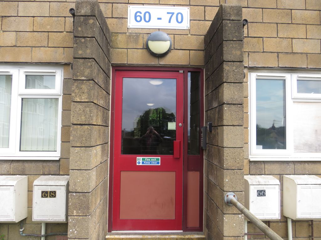 Property photo 2 of 14