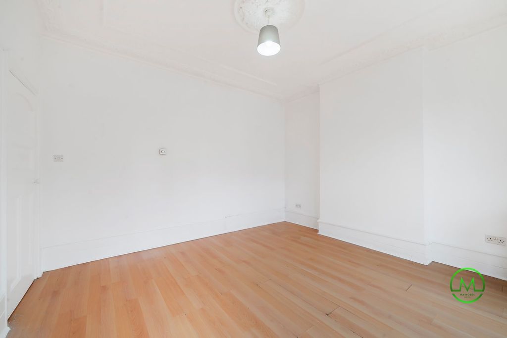 Property photo 2 of 13 Gallery