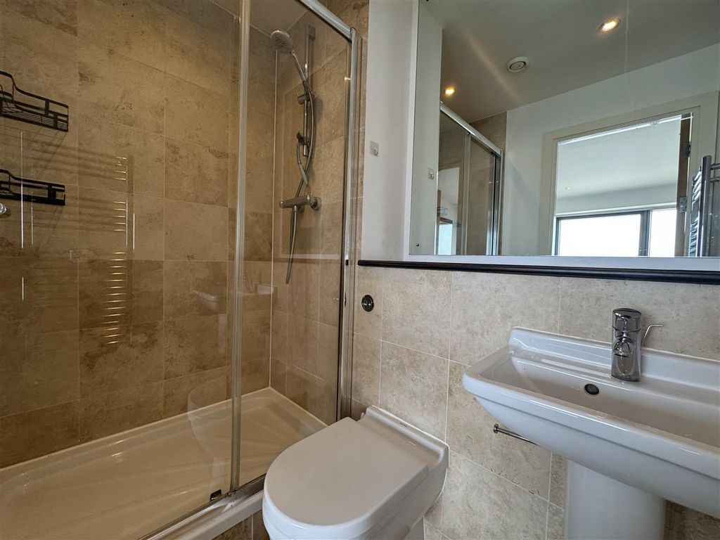 Property photo 3 of 13 Image00007.Jpeg