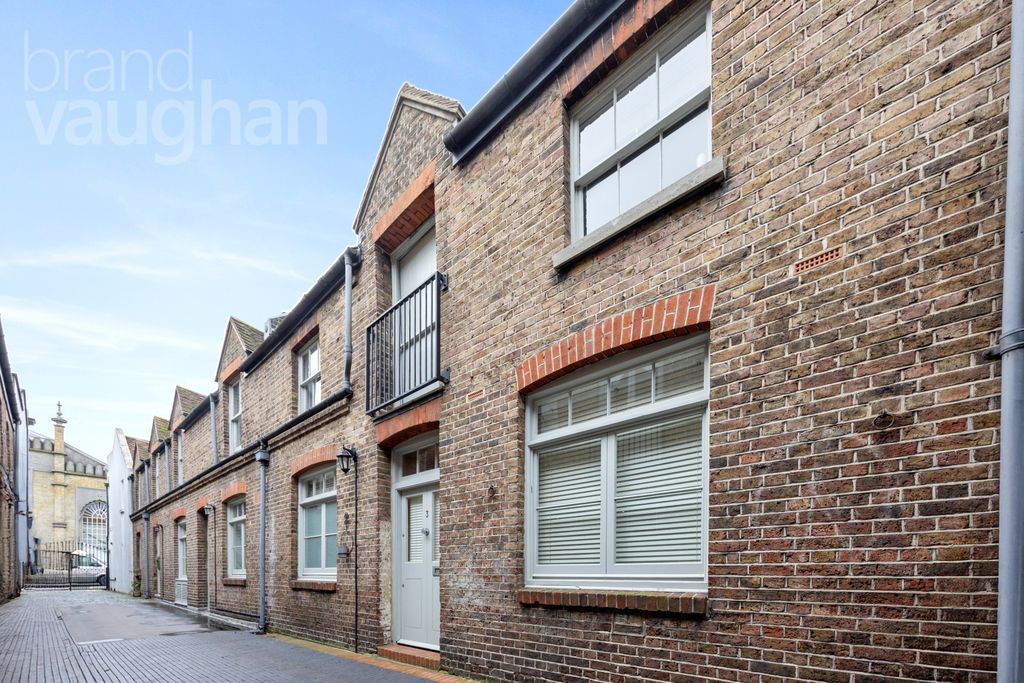 Property photo 1 of 22 Picture No. 20