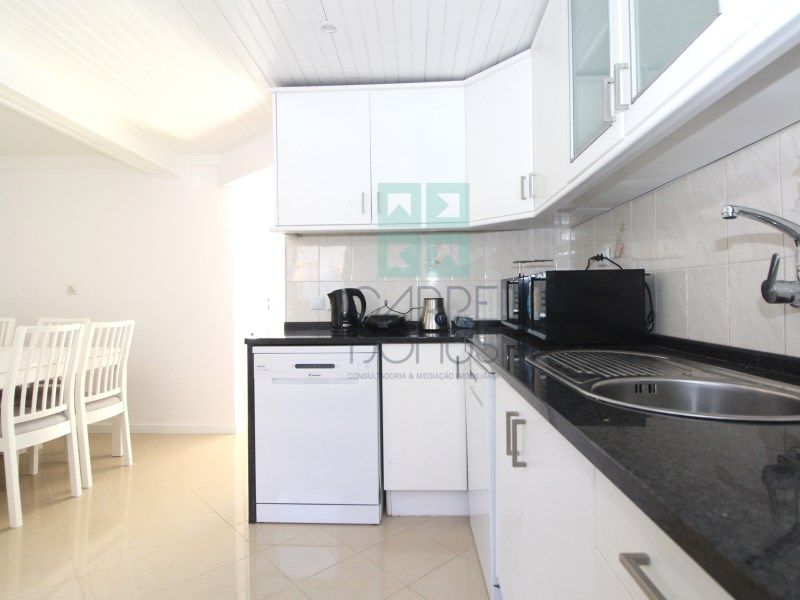 Property photo 3 of 27