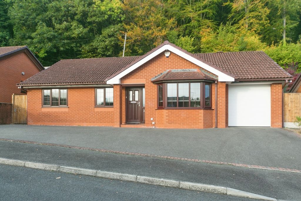 Property photo 1 of 22 Pbox-Img.Jpg