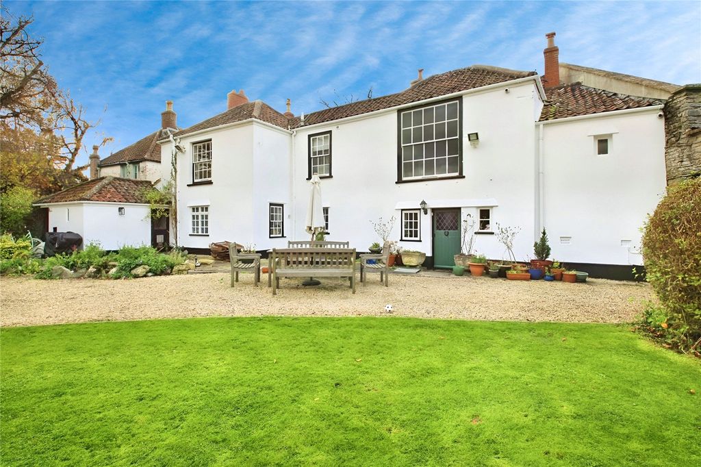 Property photo 1 of 66 Picture No. 44