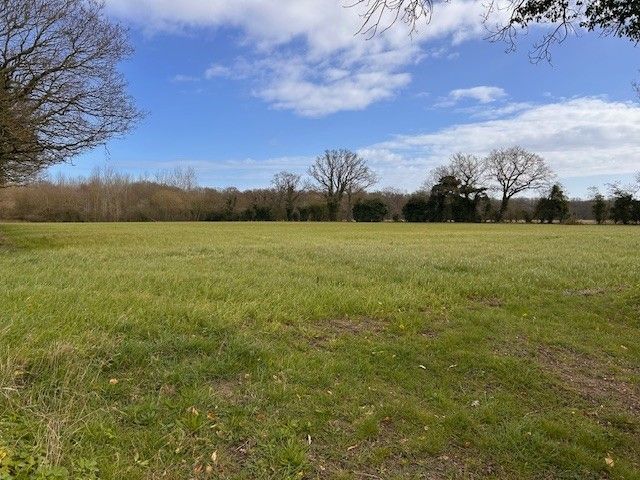 Property photo 1 of 2