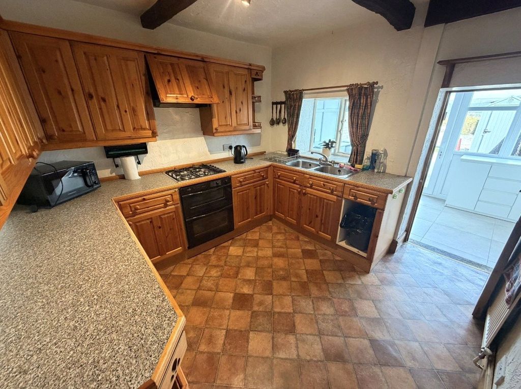 Property photo 3 of 26 Picture No. 12