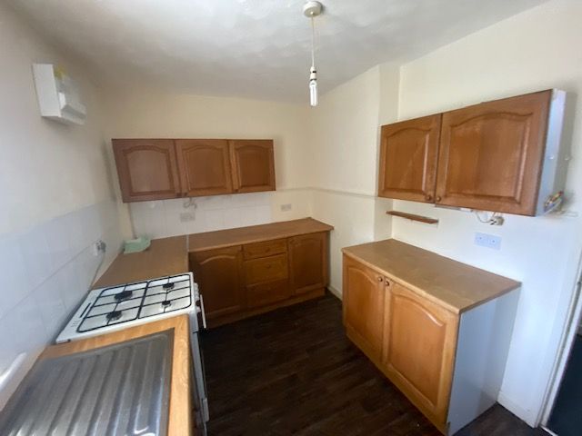 Property photo 3 of 10 Entrance Porch