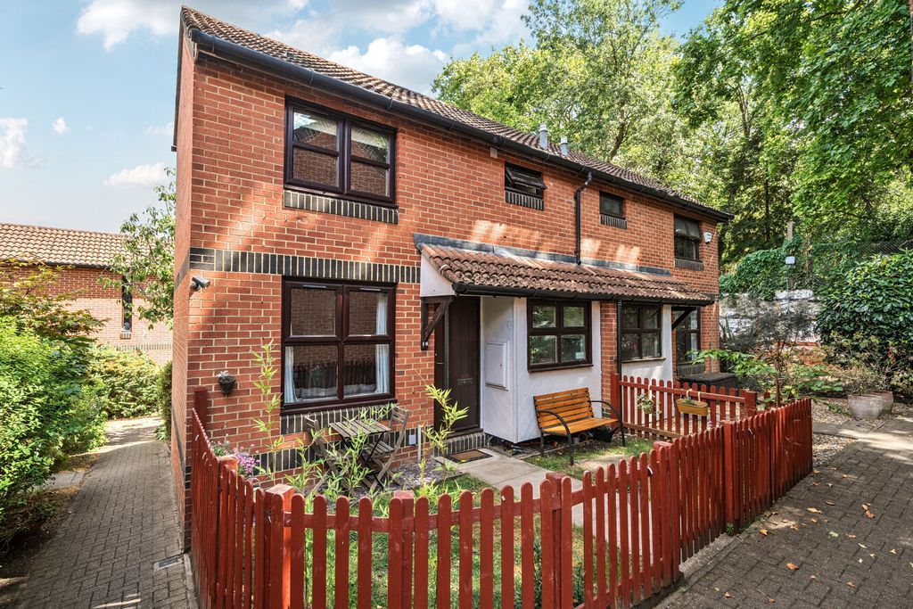 Property photo 1 of 10 1501369-3-6A73342...