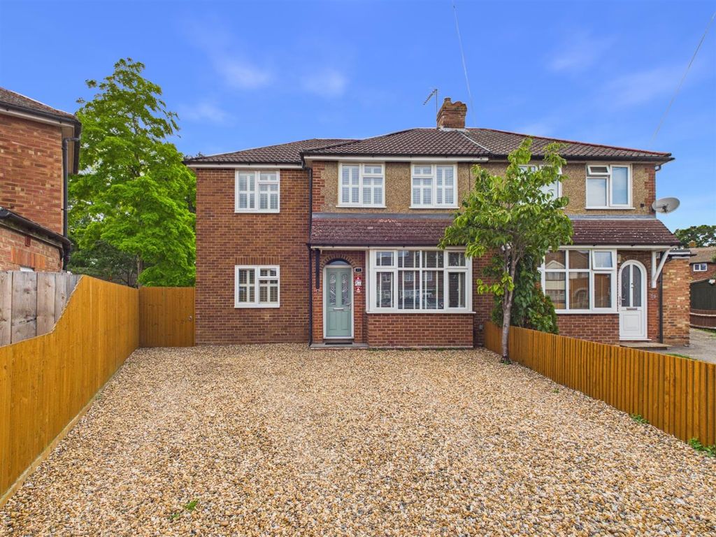 Property photo 1 of 33 Cam02435G0-Pr0324-Still037.Jpg