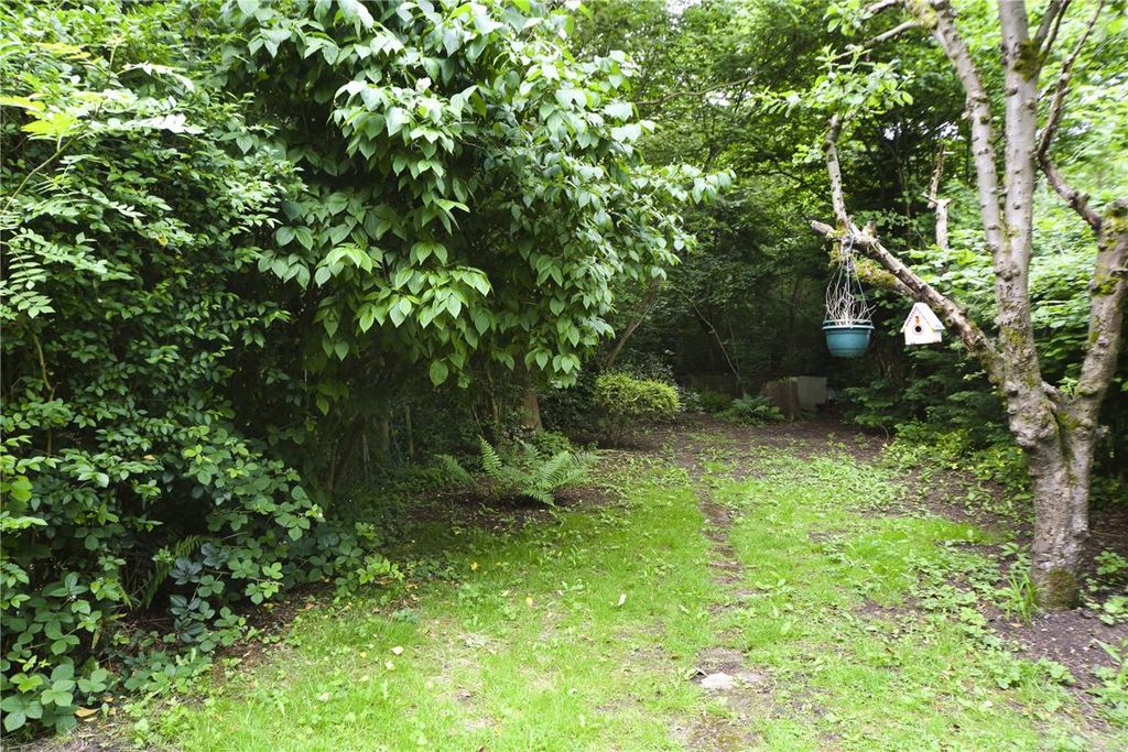 Property photo 3 of 6