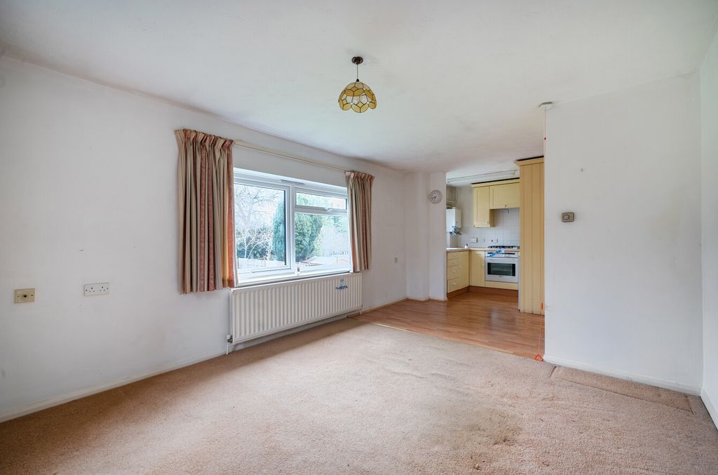 Property photo 1 of 7 1410387-11-698c6A...