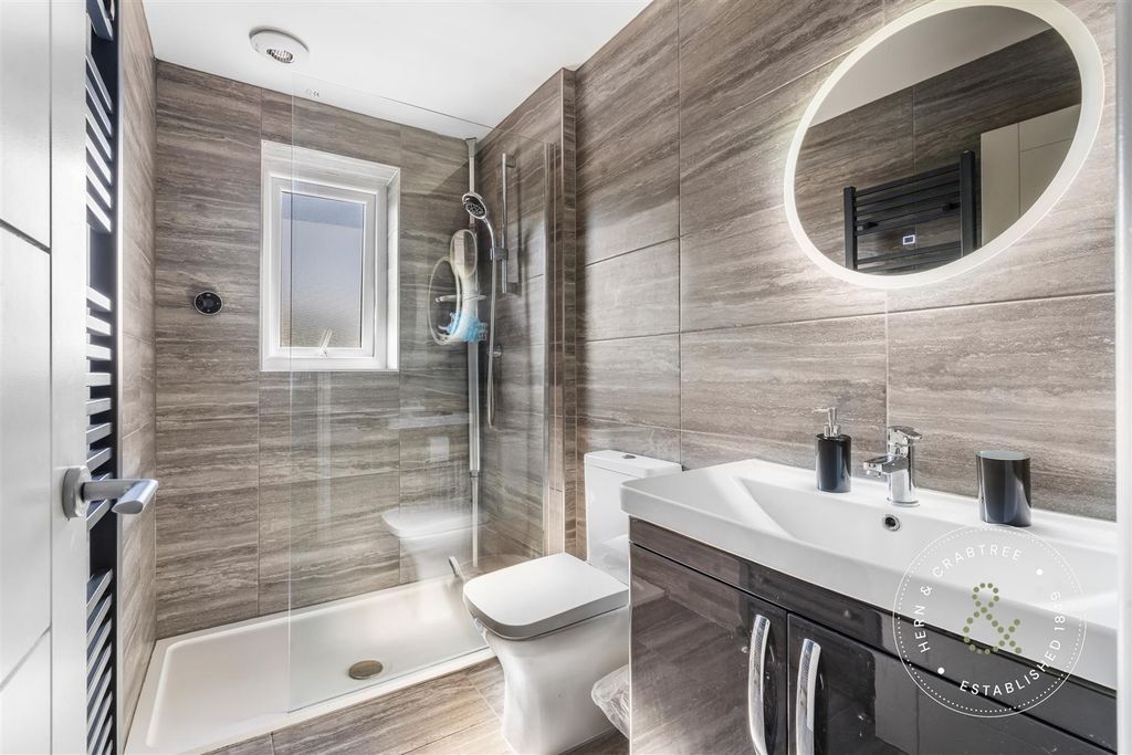 Property photo 3 of 33 Hern Crabtree-25.Jpg