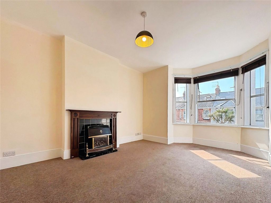 Property photo 2 of 8 Picture No. 01