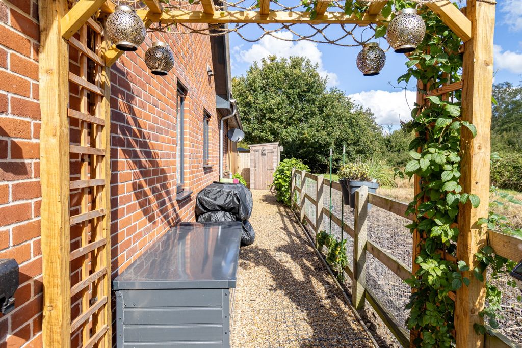 Additional image 44 of 4 bed detached bungalow for saleOak Tree Meadow, Dereham NR19